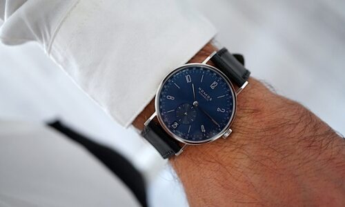 Nomos Glashuette Tangente 2date