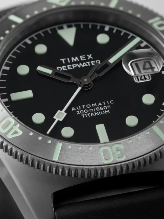 Timex Deepwater Reef 200 Automatic in Titanio 